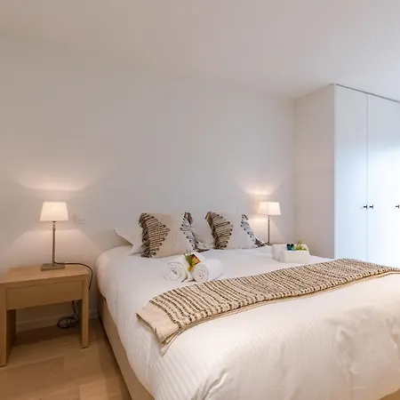 Διαμέρισμα Stunning Fully Renovated Apartment In The Center Of Knokke With Parking *