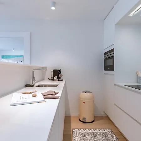 Διαμέρισμα Stunning Fully Renovated Apartment In The Center Of Knokke With Parking