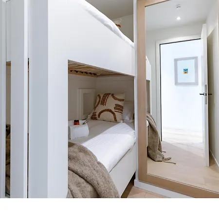 Διαμέρισμα Stunning Fully Renovated Apartment In The Center Of Knokke With Parking Knokke-Heist